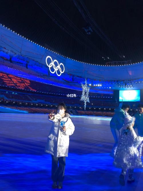 2022冬奥会闭幕式主持人是谁